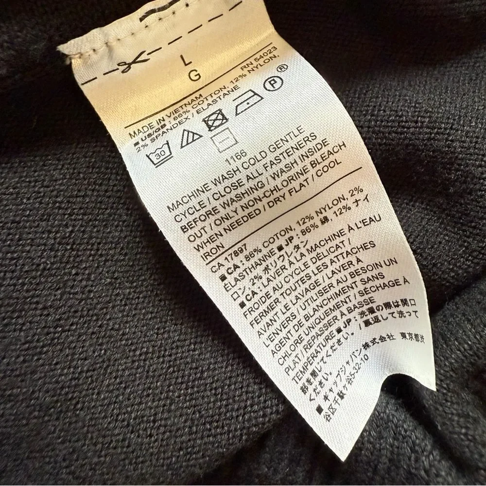 Banana Republic pull on sweater shorts